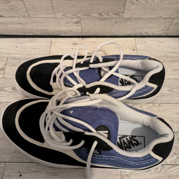 Vans Black and Blue Low-Top Sneakers Size 9.5 - Picture 3 of 8